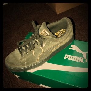 Puma suede foil FS olive night- gold’s